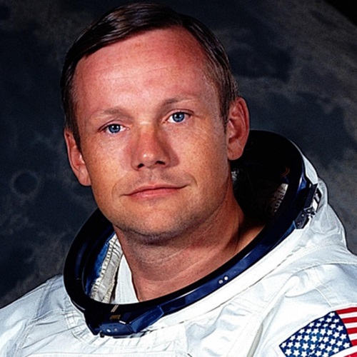 نيل أرمسترونغ -  Neil Armstrong